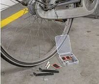 Компактный набор для ремонта велосипеда