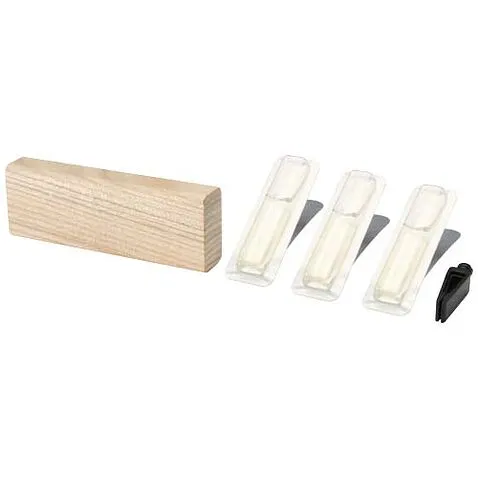 Автомобильный освежитель воздуха Maro - Дерево