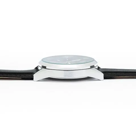 Часы с датой Alter Black