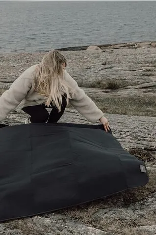 Плед для пикника VINGA Baltimore из переработанного полиэстера RCS, 150х130 см