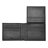 Card wallet with flap Classic Grained Black