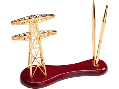 Настольный прибор «Энергия» золотистый/красное дерево 616729 Настольный прибор «Энергия» золотистый/красное дерево 616729