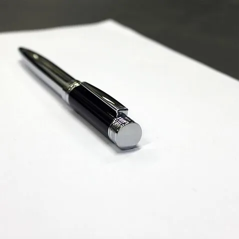 Шариковая авторучка Zoom Classic Black