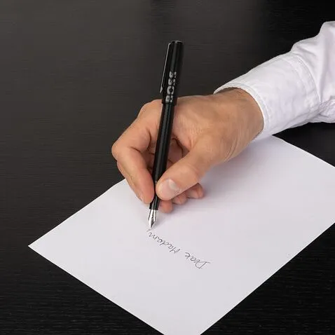 Перьевая авторучка Label Black