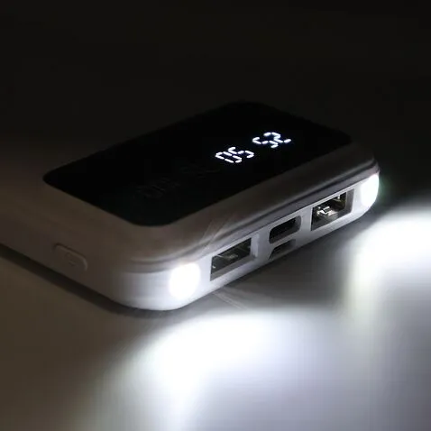 Внешний аккумулятор Dorado 10 000 mAh с фонариком, белый