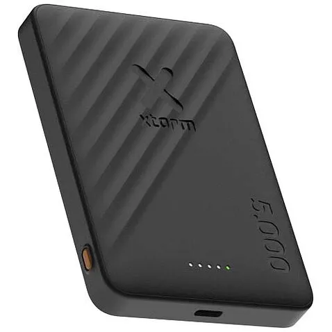Беспроводное портативное зарядное устройство Xtorm Go2 мощностью 15 Вт, 5000 мАч - сплошной черный