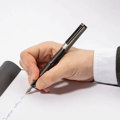 Перьевая авторучка Formation Gleam