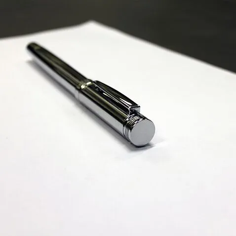 Перьевая авторучка Zoom Classic Silver